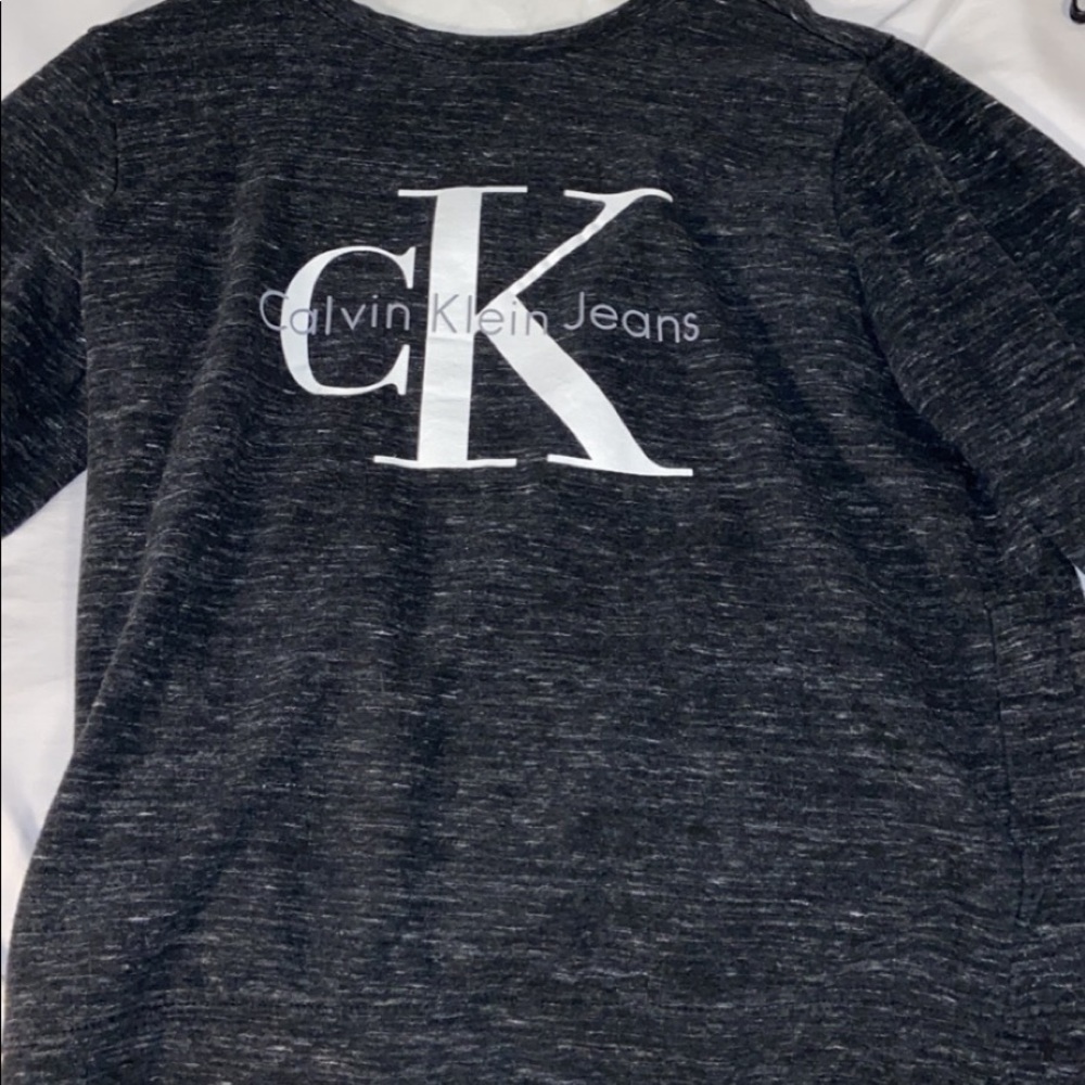Grey Calvin Klein  pullover